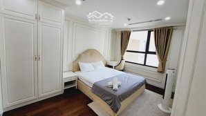 cho thuê căn 2pn tại vinhomes d''capitale, nhà mới, nội thất đẹp, giá trực tiếp chủ nhà