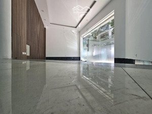 cho thuê nhà phân lô trung yên 11, 150m2x5t