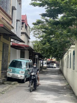 chủ chuyển công nơi khác cần bán nhà