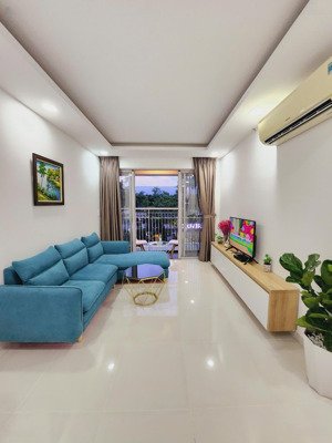 cho thuê căn hộ scenic valley 1, phú mỹ hưng, quận 7. diện tích 94m2, 3pn, 2wc. gía chỉ 18tr/tháng