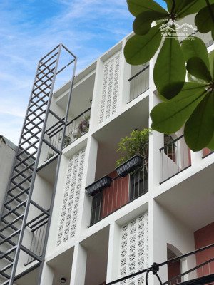 studio mới xây đường văn cao, full nội thất, 20 m2, 5tr/tháng