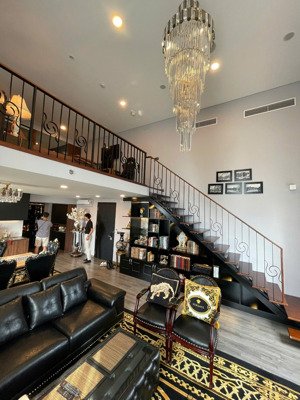 em đang có một số căn hộ duplex giá tốt tại chung cư pentstudio số 699 lạc long quân - tây hồ