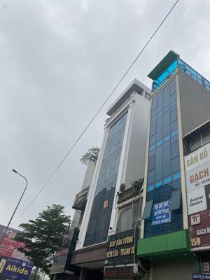 giảm 3 tỷ bán nhà mặt phố hoàng văn thái 150m², 9 tầng có hầm, dòng tiền ổn định 1 tỷ/năm