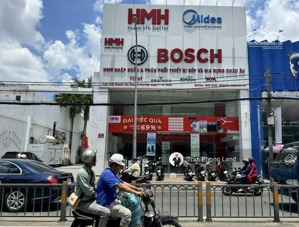 chính chủ cho thuê nhà mặt tiền 233-235 nguyễn thị thập, q7, 10x30m, trệt + lầu, 