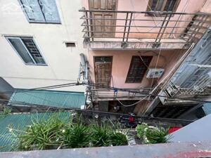 Cho thuê nhà nguyên căn Ngõ 99 Định Công Hạ, 40m2 x 4 tầng 1 tum, 10.5tr