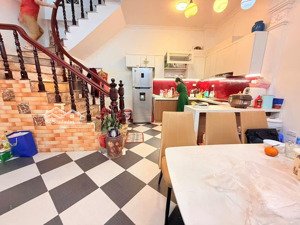 bán nhà dân xây đẹp phố đội cấn, ba đình, gần lăng bác, full nội thất, không qh