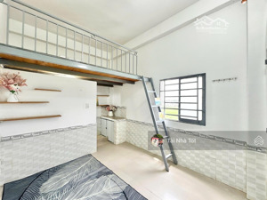 trọ đẹp, cửa sổ trời gần sân bay, dtsd 30m2 có gác cao, chỉ 3tr4