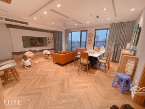 bán căn hộ 4pn 180m2 tại berriver nguyễn văn cừ, long biên view sân golf, sân bay, sẵn sổ