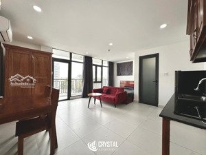 căn hộ dịch vụ cao cấp, ban công, máy giặt riêng, full nội thất, an ninh, yên tĩnh ngay nhà ga t3