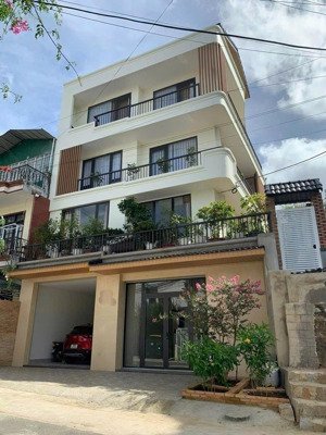 biệt thự đẹp trung tâm đà lạt, thông thiên học, phường 2 - đường ô tô tránh nhau