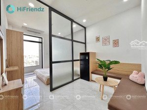 căn hộ dịch vụ đầy đủ tiện nghi tân phú, ban công, full nội thất, gần go trường chinh