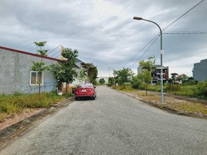 đất đấu giá đức vinh - hưng lộc,159m2 rộng 7,6m. đường 15m, gần các trường đại học. giá đầu tư