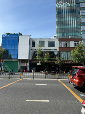 cho thuê mt ngang 10m nguyễn văn trỗi , phú nhuận - 10x7,5m - 3 tầng - 90 triệu