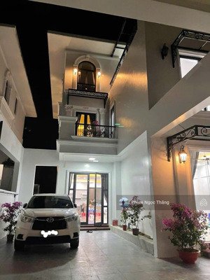 bán biệt thự vĩnh niệm lê chân 240m² ngang 12m giá chỉ khoảng 15 tỷ