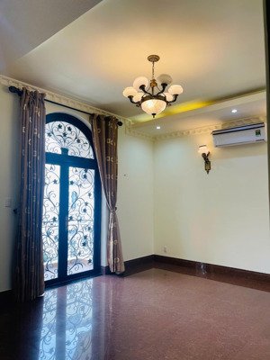 cho thuê biệt thự 5pn + 7wc tại số 66, tân quy, quận 7, hcm, giá ưu đãi 65 triệu