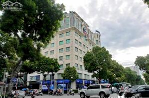 Bán Nhà Hai Mặt Phố Quận Hoàn Kiếm 686m2-11T MT30m Lô Góc Sổ Hoàn Công 840 Tỷ Bà Triệu.