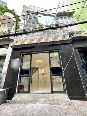 cơ hội sở hữu nhà mới 3 lầu - đẹp hxh quận 1 chỉ với 6,8 tỷ (tl mạnh)