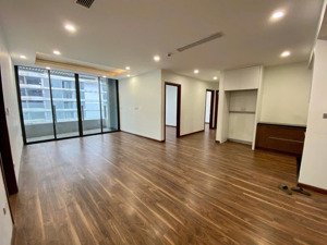 cần bán n01 - t8 ngoại giao đoàn 136m2 | 4pn & 3wc giá hơn 12 tỷ