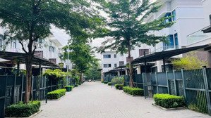 cần bán nhanh lô đất nền nhà phố đảo mizuki park. giá tốt. chỉ 7tỷ200. bao thuế phí. đã ép cọc