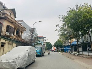 cần bán 281m2 mặt tiền 12,1m sẵn nhà xưởng kiên cố tại khu 31ha trâu quỳ, gia lâm . hướng đông nam