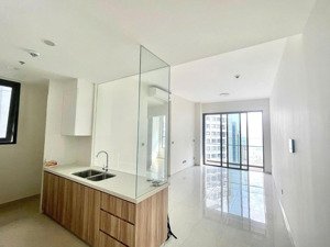 bán q2 thảo điền 2 phòng ngủ nhà trống, sổ hồng sẵn - giá 8,2 tỷ. lh mr.nhật chuyên bán q2 tđ
