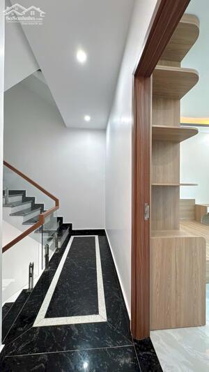 Cho thuê nhà mặt ngõ Văn Cao - Hải An siêu đẹp - Phù hợp ở chuyên gia nước ngoài