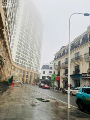 Bán căn shophouse trong khu đô thị VCI, Định Trung, Vĩnh Yên, Vĩnh Phúc