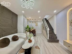 Bán siêu phẩm nhà 3 tầng kiệt oto đường Đỗ Quang, giá chỉ nhỉnh 3 tỷ.