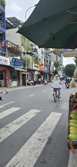 cơ hội đầu tư nhà đẹp lô góc lê văn sỹ, quận 3 dòng tiền ổn định, hiếm có khó tìm