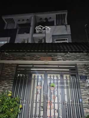 nhà phố 4m x 14m. đúc 2 lầu 1/ hẻm 5m đường dương thị mười