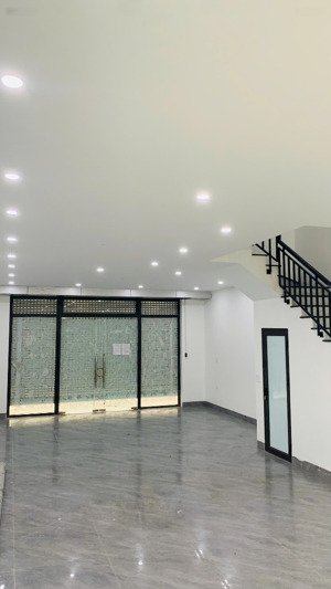 cho thuê văn phòng 102m2 tại san hô 4, vinhomes ocean park 2, giá ưu đãi 9 triệu/tháng