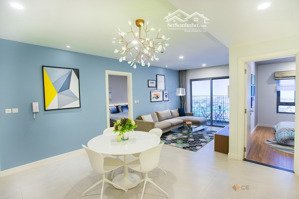 chính chủ tôi bán căn hộ tầng 6, đầy đủ nội thất, sổ lâu dài công chứng ngay