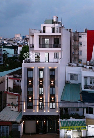 cc gửi bán toà chdv - trần duy hưng - trung hoà - cầu giấy - 60m - dòng tiền khủng