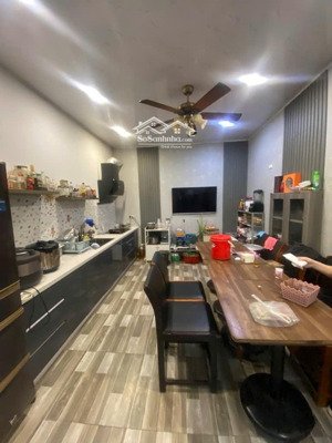 bán nhà phúc xá ba đình - kinh doanh sầm uất - 52m2 11.5 tỷ