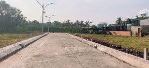 bán gấp vì đầu tư thua lỗ mảnh đất full thổ tại xã bình chánh