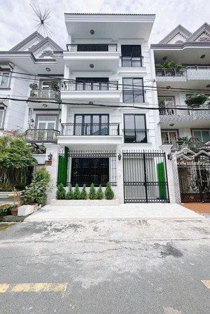 siêu phẩm biệt thự cao cấp, 245b hoàng văn thụ, p1, q tân bình.