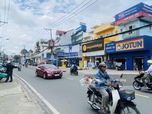 chính chủ gởi bán nhanh lô đất mặt tiền đường linh đông - ngang gần 8m x 32m full thổ, giá 80 tr/m2