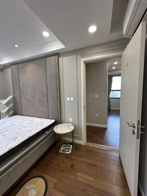 bán chung cư 17t11 - nguyễn thị định, 96m2, 3 phòng ngủ, 2wc. giá: 6.4 tỷ. lh: 