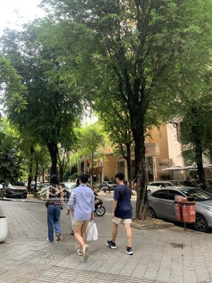 bán đất đường lê lai quận 1, hiếm đẹp hẻm rộng, dt 45m2 c4, ngang 3.9m, shr, xây chdv, chỉ 8.35 tỷ