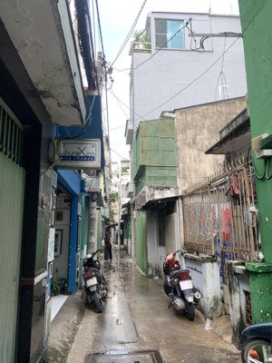 đất đẹp hẻm thông đường phạm ngũ lão q1, dt 37m2 c4, ngang 4.2m, xây chdv đỉnh, sđcc, chỉ 7.6 tỷ