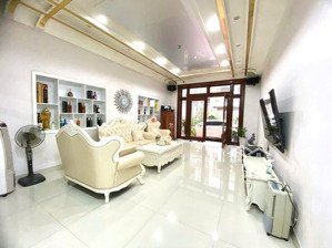 khu phân lô - văn cao - 73m2 - đường 8m- 6,1 tỷ