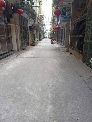 bán gấp nhà đẹp phố bà triệu, 50m, 4 tầng dân xây, ô tô gần, ở ngay, chỉ 10 tỷ