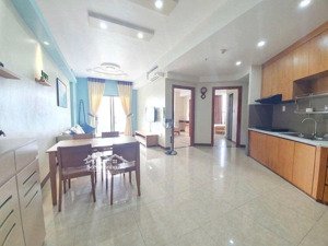 chính chủ bán 5,6 tỷ căn 2pn, 2wc garden gate, dt 77m2, view ôm trọn công viên gia định