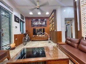 bán nhà thanh xuân, p hoàng đạo thành 6 tầng thang máy 35m2 mt 5,2m 11 tỷ ngõ ô tô nhà mới đẹp