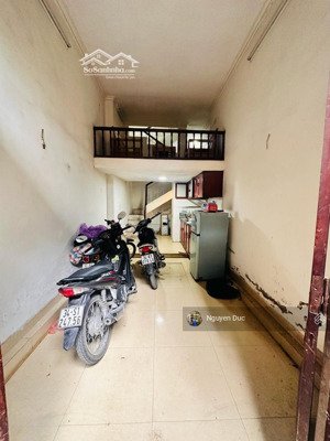 bán nhà giải phóng giáp bát hoàng mai diện tích 21m nhà 4 tầng 3 ngủ giá 5,1 tỷ hà nội giá tốt .