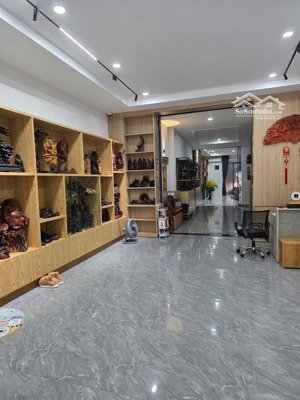 nhà mặt tiền trần nguyên hãn quá đẹp quá xịn 5 tầng, có thang máy - ngay khu phố hàn quốc sầm uất