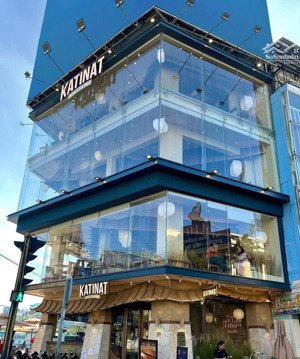 siêu vị trí, tòa nhà 7 tầng góc vòng xoay 3 mặt tiền châu văn liêm ngang 10m, hđt 250tr/th giá 62tỷ