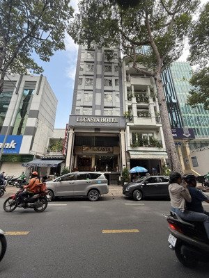 toà chdv & mbkd trần quang diệu, p.14, q.3, 120m2(6x20) 7 tầng, 20 chdv cao cấp, hđt 150tr, giángộp