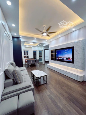 bán nhà nguyễn hoàng,nam từ liêm,dân xây ,chắc chắn ,10m ra mặt phố ,ô tô gần ,sổ vuông đẹp