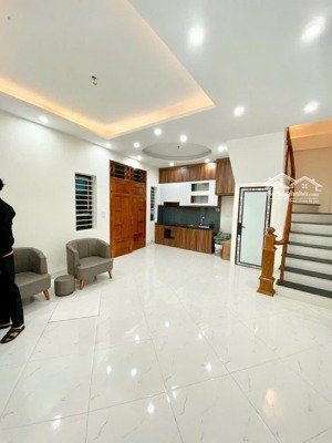 cho thuê mới tại an trai, vân canh 42m2 x 4,5 tầng 4pn full đồ giá 10 triệu
